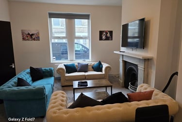 6 bed house, Clayton Park Square, Sandyford, Newcastle, NE24DP - Image 4